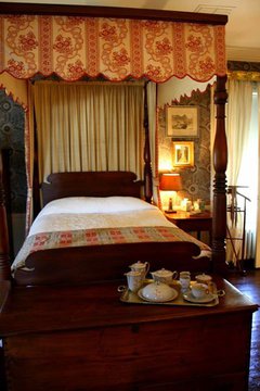 Gertrude Smith House Bed