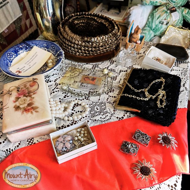 7ccc9904-fab6-4e73-b612-5e76e53e9456