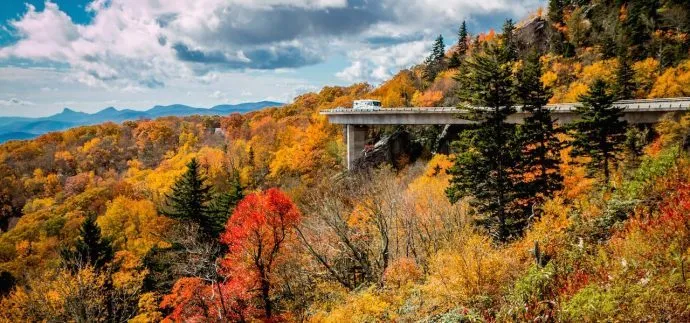 Blue-Ridge-Parkway-Linn-Cove-Viaduct-1-e1612209167995.webp