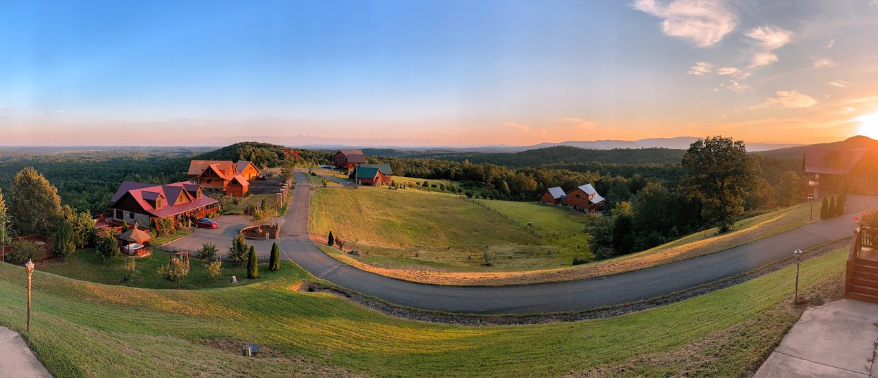 CarolinaGetawayCabins.jpg