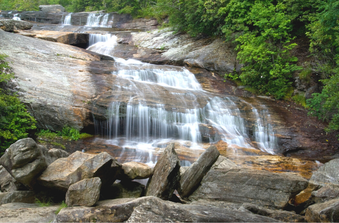 Graveyard-Fields-Lower-Waterfall.webp