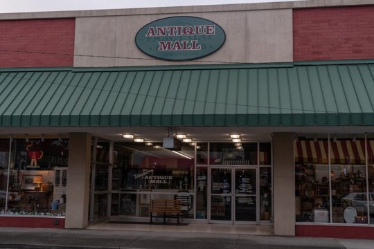 MayberryAntiqueMall.jpg