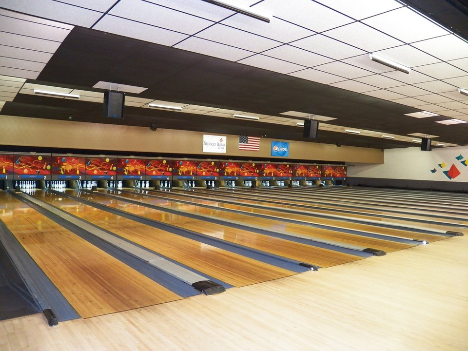 Mount Airy Bowling