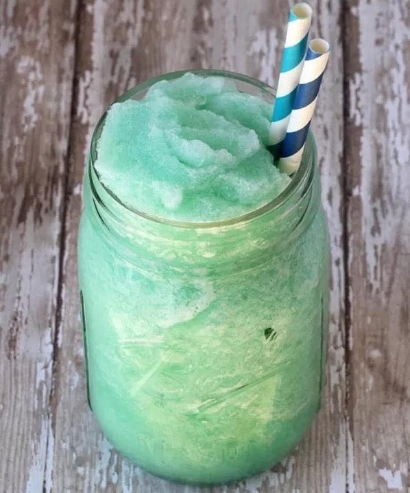 SV-St.+Paddy+Day+Slushie.jpg